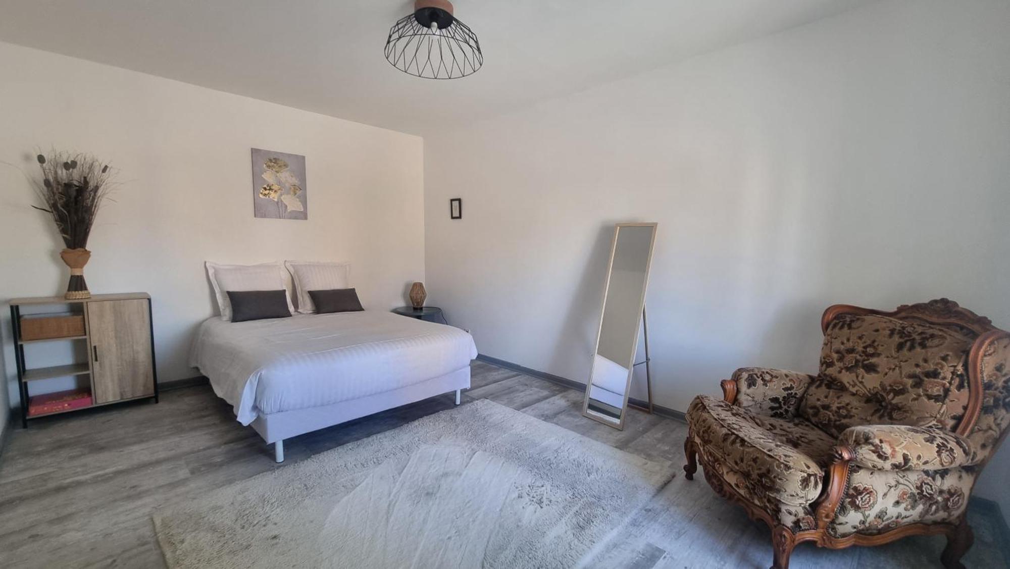 T2 Centre Renove 40 M2 Confort ! Charleville-Mézières Exterior foto
